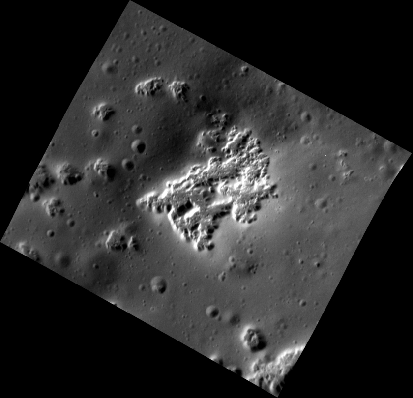 Young hollows on Scarlatti's peak ring