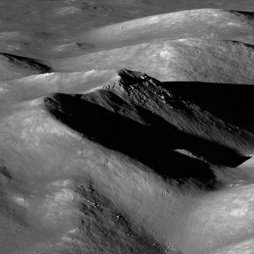 Hausen Crater Central Peaks - Detail