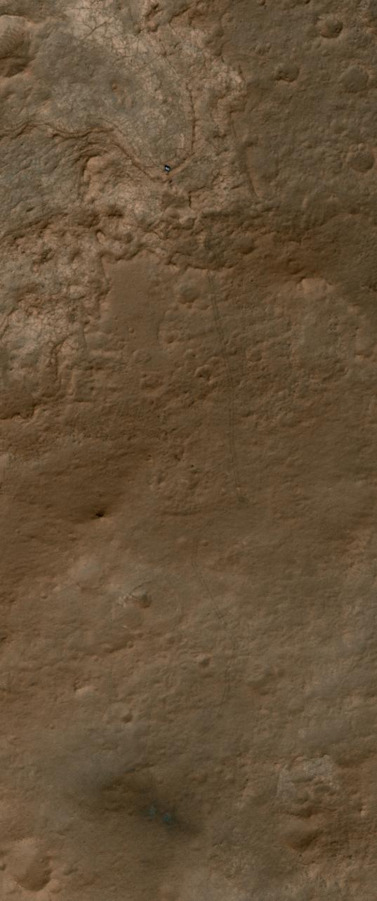 Color view Curiosity on Mars from HiRISE, sol 157