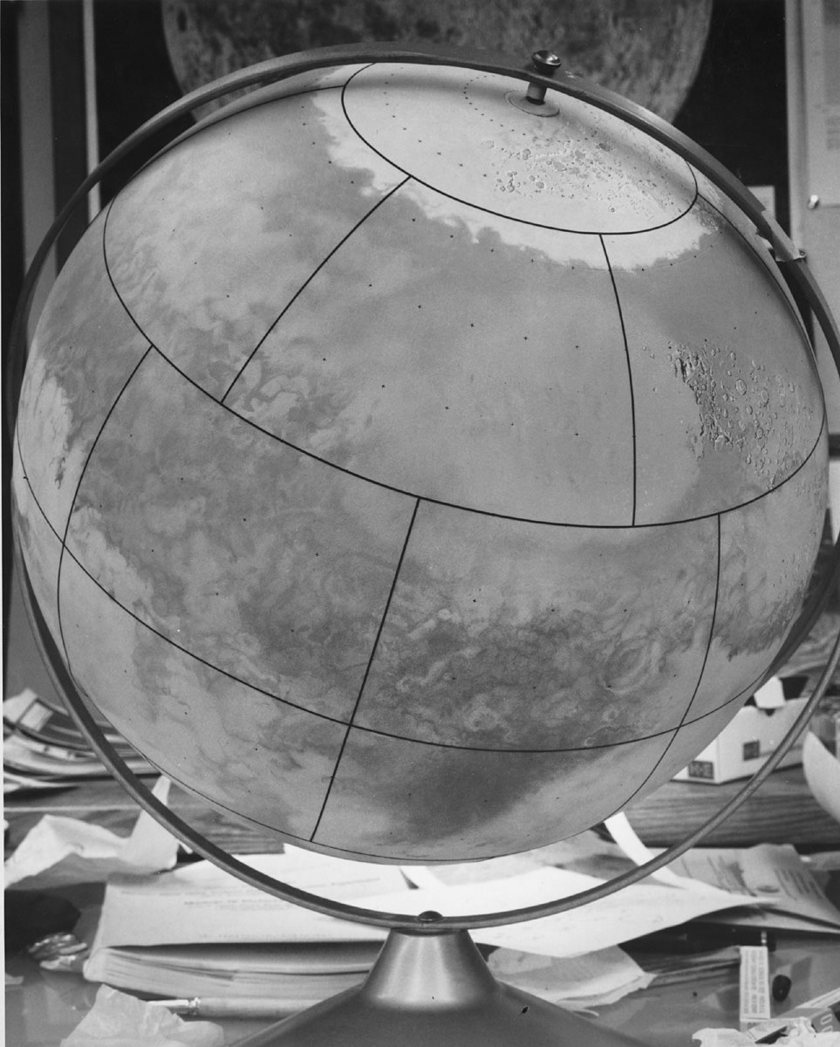 Don Davis' Mariner Mars globe