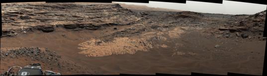 'Marias Pass,' contact zone of two martian rock units