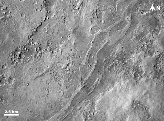 Inverted valley in Arabia Terra