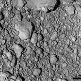 Oriented gravels on Itokawa near Komaba crater