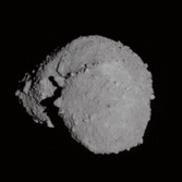 Itokawa rotates under Hyabusa