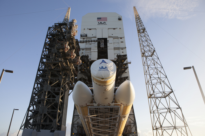 Orion's Delta IV Heavy goes vertical