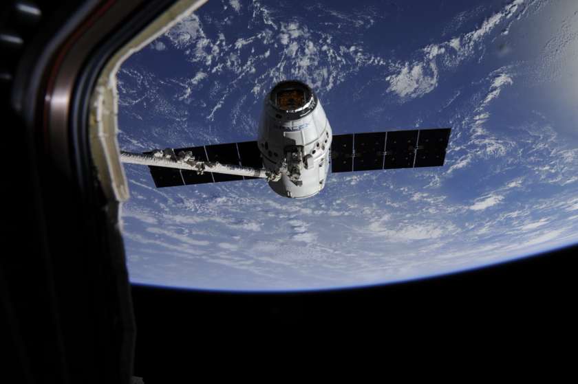 CRS-9 Dragon draws near