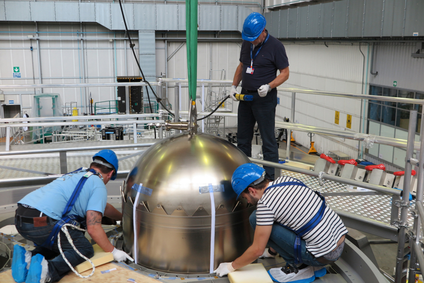 Orion eSTA propellant tank lowering