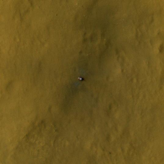 Detail view of Curiosity in ESP_028401_1755, landing plus 12 days