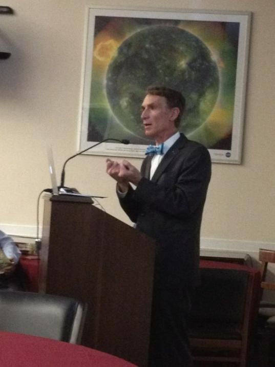 Bill Nye urging Capitol Hill staffers to explore the solar system
