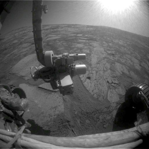 Wheels back on rock for Opportunity, sol 1,621