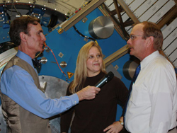 Bill Nye with Bob Meyer and Pam Marcum aboard the SOFIA 747