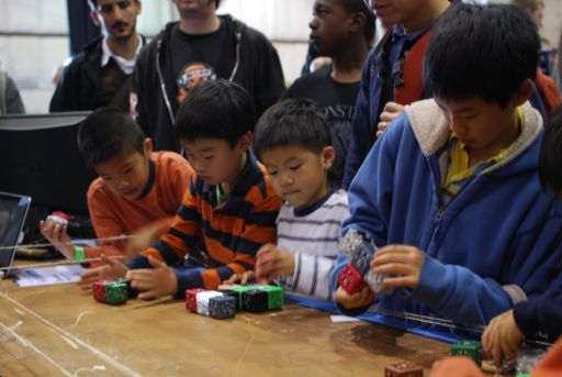 Kids playing with Cubelets