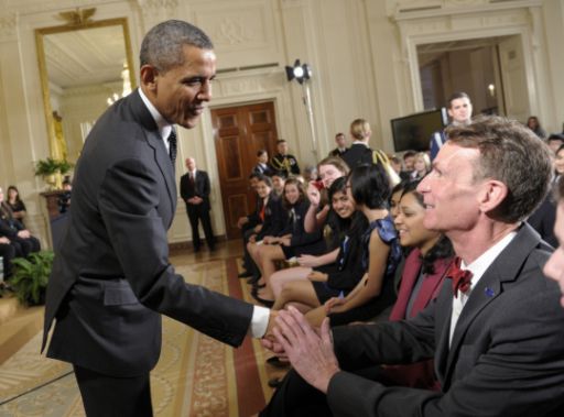 President Obama shakes Bill Nye's hand at the 2012 White House Science Fair