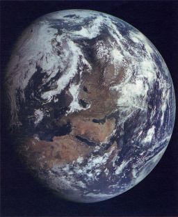 Zond 7 image of Earth