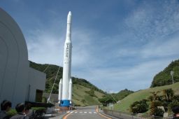 Chinese delegation tours Tanegashima at Kaguya launch
