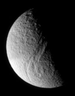 Ithaca Chasma, Tethys