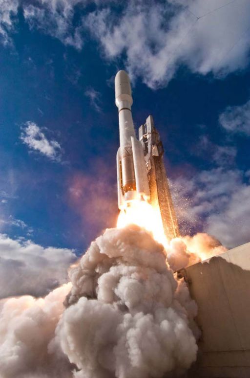 Curiosity launches on an Atlas V