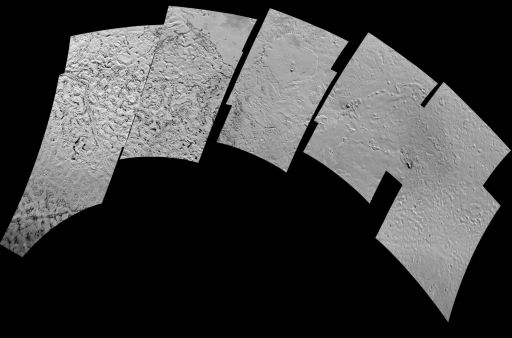 Voyager 2's 10 best shots of Triton, mosaicked