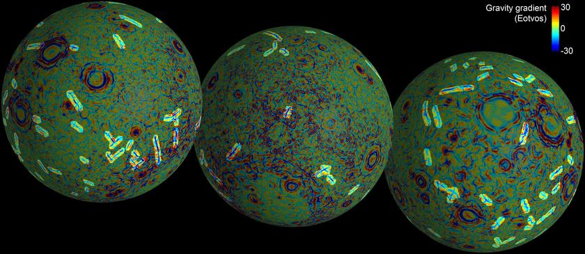 Lunar gravity gradient map (linear anomalies highlighted)