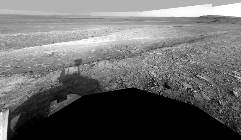 Opportunity contemplates Whim Creek, sol 3020 (July 23, 2012)