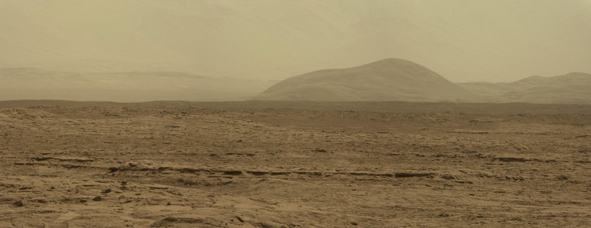 Panoramic view of southeastern foothills of Gale's central mound, Curiosity sol 51