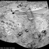 Rocknest in the rear-view mirror (Curiosity sol 102)