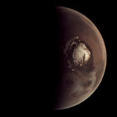Whirly clouds near Mars' north pole