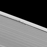 Daphnis' striking shadows