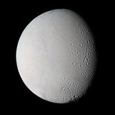 Voyager 2's best view of Enceladus