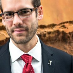 Casey Profile Picture Thumbnail