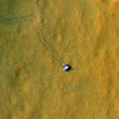 Curiosity with wheel tracks on Mars (sol 27)