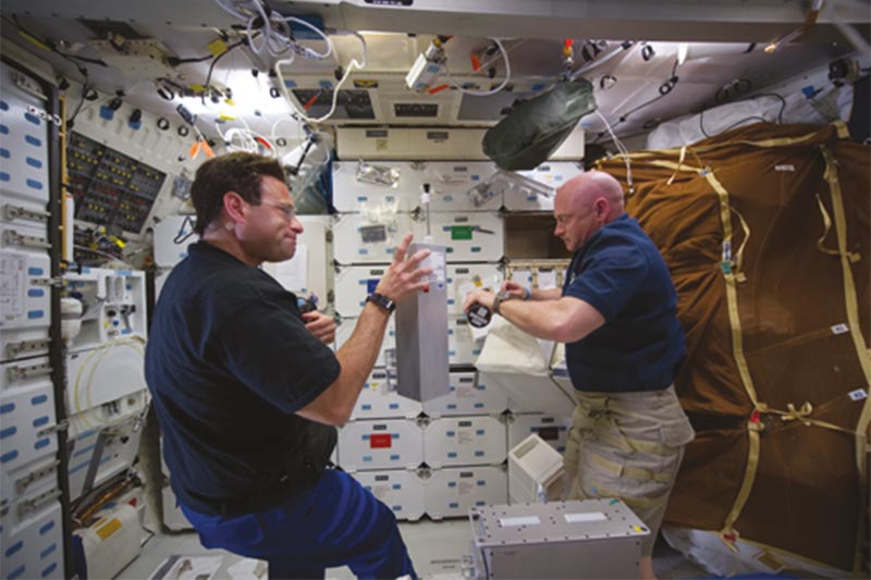 astronauts on ISS