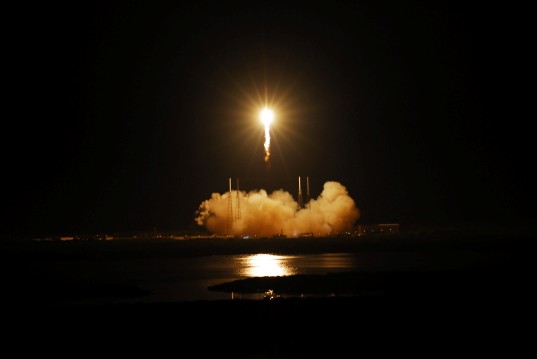 The Launch of SpaceX Dragon