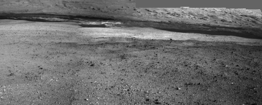 View to the south, Curiosity sol 2 (detail)