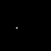 Stardust's first close-approach image of Tempel 1