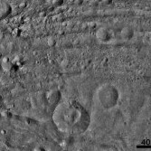 Worm-like markings on Vesta's surface