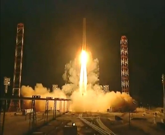 Phobos-Grunt and Phobos LIFE launch