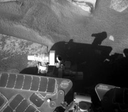 Opportunity's new arm position (sol 1,562)