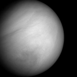 Venus cloud features from MESSENGER