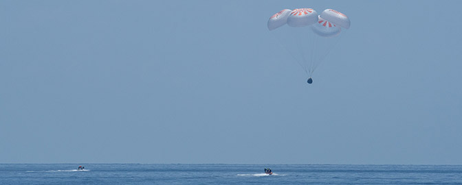 SpaceX Crew Dragon capsule nears splashdown