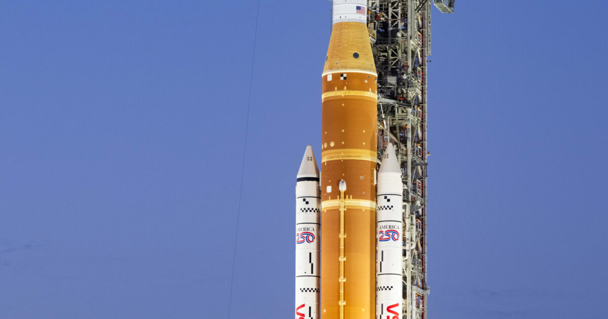 Comebacks, curveballs, and countdowns | The Planetary Society