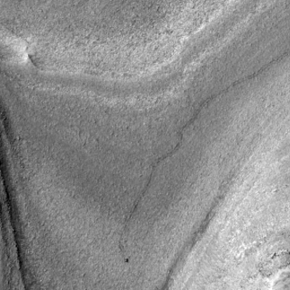 Curiosity makes tracks