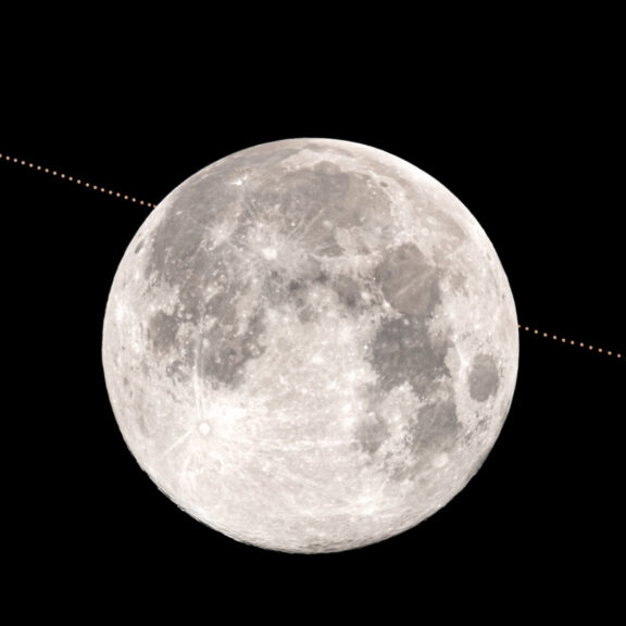 Full moon mars occultation