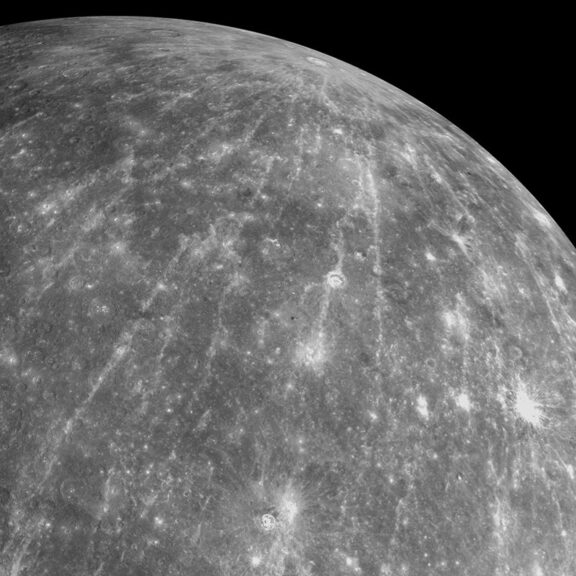 Hokusai crater and its rays