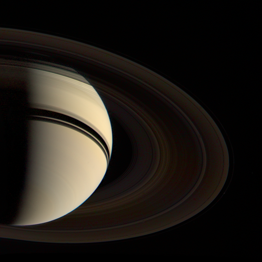 voyager 2 discovered saturn