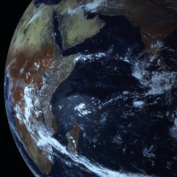 The November 3, 2013 solar eclipse in Africa seen from space (animation)