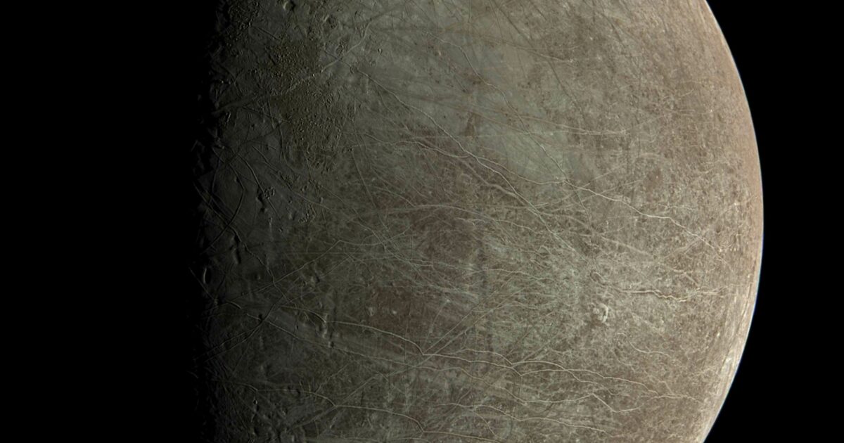 Europa's high-resolution ridges and bands | The Planetary Society