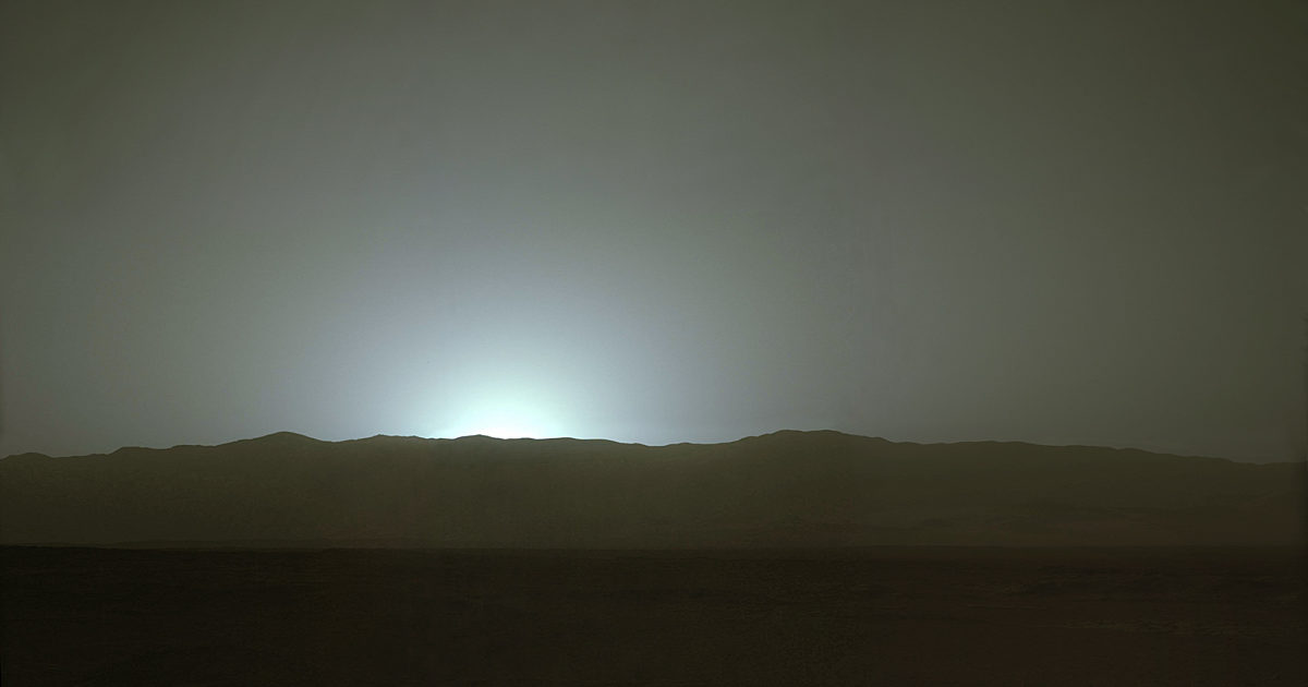 Sunset behind Gale's western rim, Curiosity… | The Planetary Society