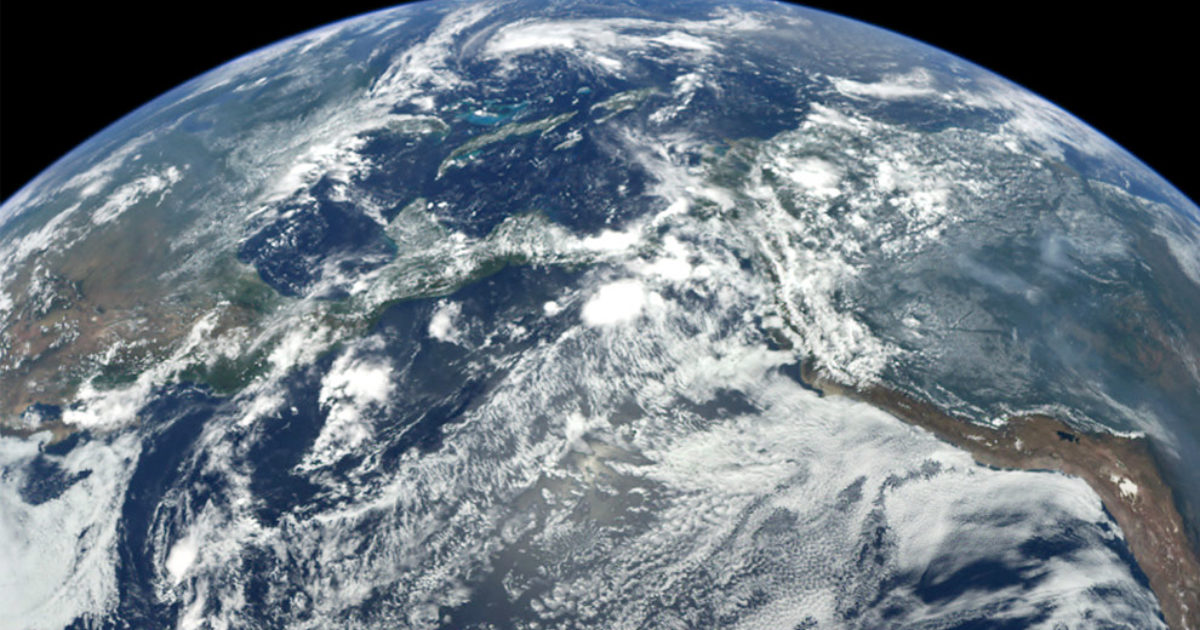 20150727_View_of_Earth_from_ME