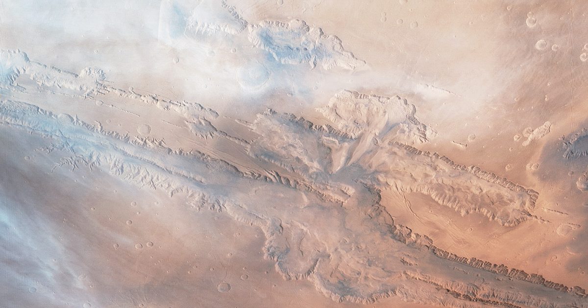 Refreshing the Viking Orbiter views of Mars